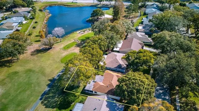 1297 Gillespie Dr N, Palm Harbor, FL 34684 - MLS U8226351 for Sale