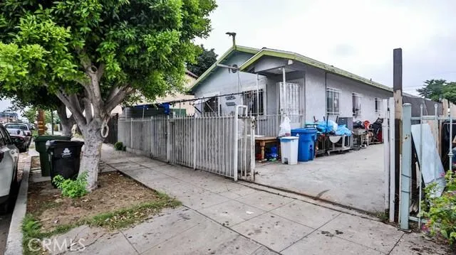 6414 S Hoover, Los Angeles CA 90044 for Sale