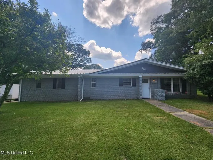109 Judy St, Purvis, MS 39475  MLS# 4054183 for Sale