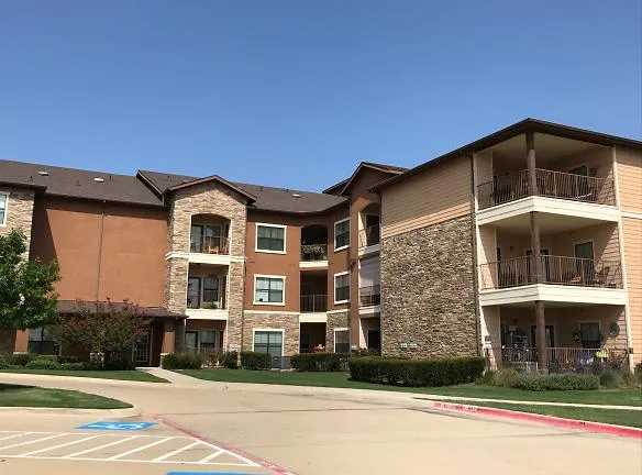 Sedona Place Senior Living Apartments - 6101 Old Denton Rd - Fort Worth, TX Apartments for Rent