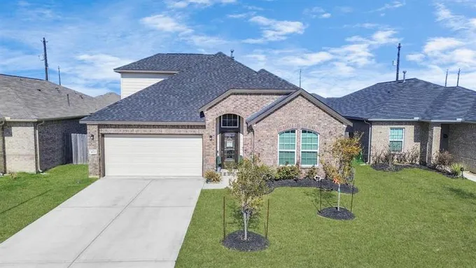 4623 Painted Bunting Ln, Baytown, TX 77521 for Sale