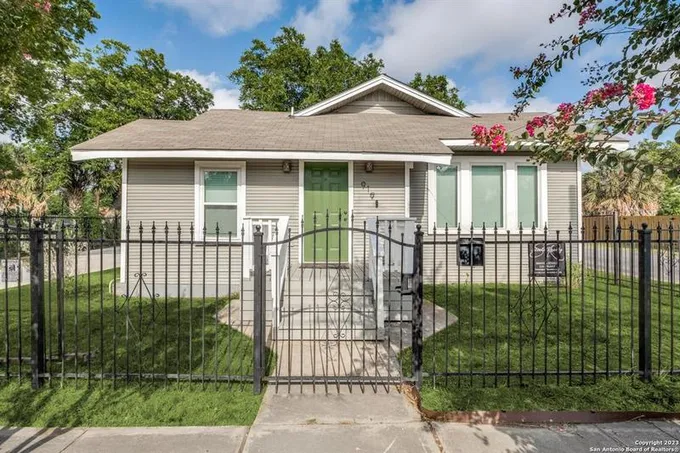 919 SAINT JAMES, San Antonio, TX 78202-2046 for Sale