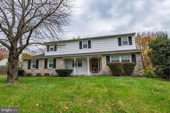 1025 FITZWATERTOWN ROAD, ABINGTON, PA 19001  608901890 for Sale