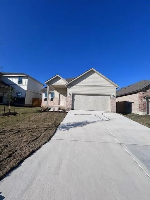 452 Josey Wales Dr, Jarrell, TX 76537 for Sale