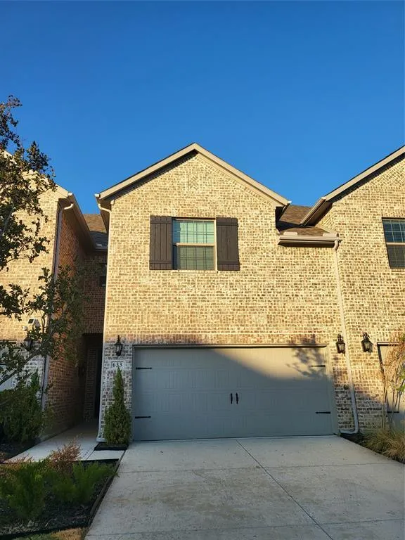 633 Hutchinson Ln, Lewisville, TX 75077 for Rent