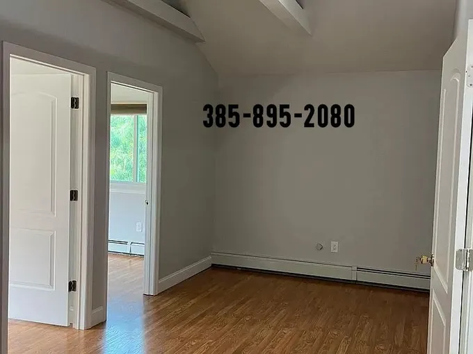3 bedroom house of 1000 sq. ft in Melville, NY for Rent