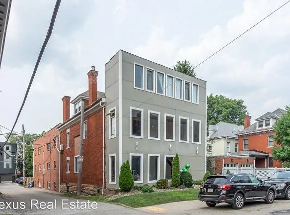 5747 Holden St - Pittsburgh, PA 15232 - Home For Rent