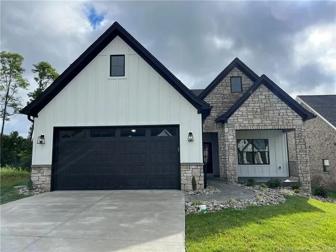 Floyds Knobs, Floyd County, IN House for sale Property ID: 416384856