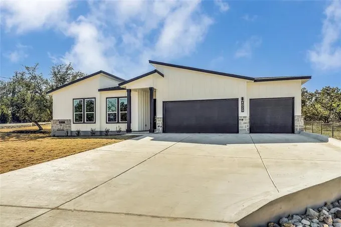 4029 Outpost Trace, Lago Vista, TX 78645 for Sale