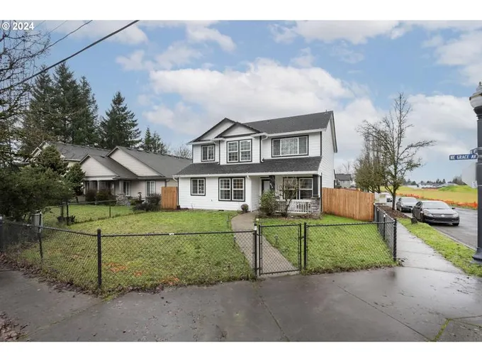 916 NE Grace AVE, Battle Ground WA 98604 for Sale