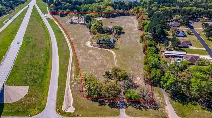 16523 Fm 16 W, Lindale, TX 75771 - MLS 20295786 for Sale