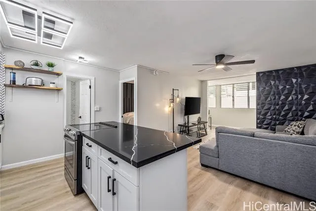 225 Liliuokalani Avenue 5C, Honolulu HI 96815 for Sale