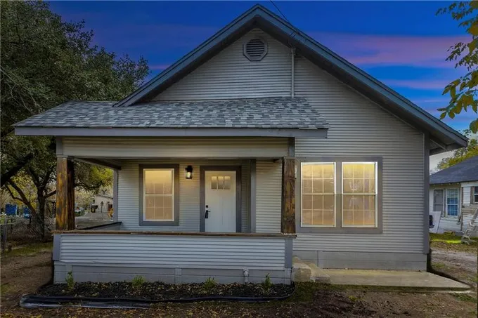 416 6th Street, MCGREGOR, TX 76657 for Sale