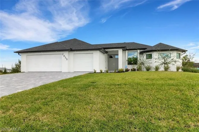 Cape Coral, Lee County, FL Lakefront Property, Waterfront Property, House for sale Property ID: 418335884