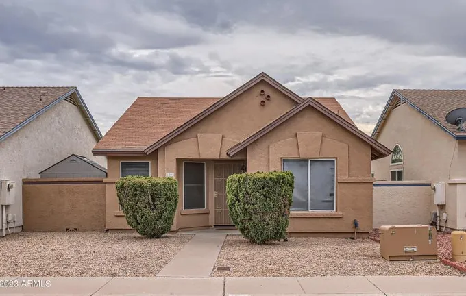 6805 W Aire Libre Ave W, Peoria, AZ 85382 - MLS 6643618 for Sale