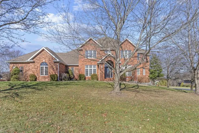 4243 E TURNBERRY DR, Springfield, MO 65809 Single Family Residence For Sale  MLS# 60259119