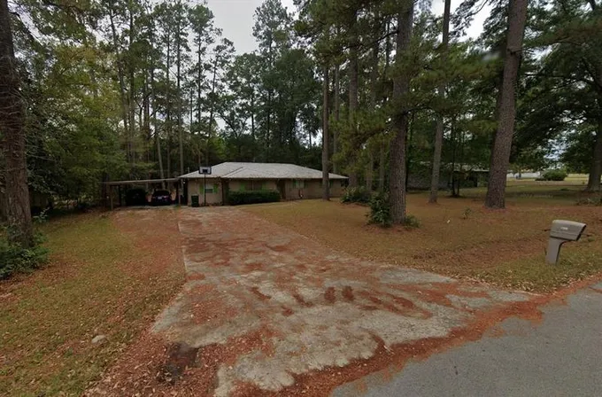 144 Cinnamon Oak St, Jasper, TX 75951 for Sale