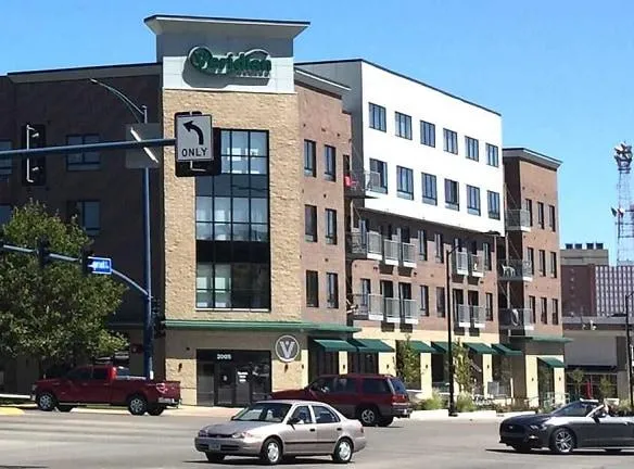 MLK Lofts - 2005 Ingersoll Avenue - Des Moines, IA Apartments for Rent