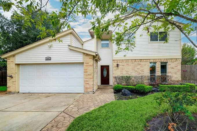 16823 Limeshade Ln, Sugar Land, TX 77498 for Sale