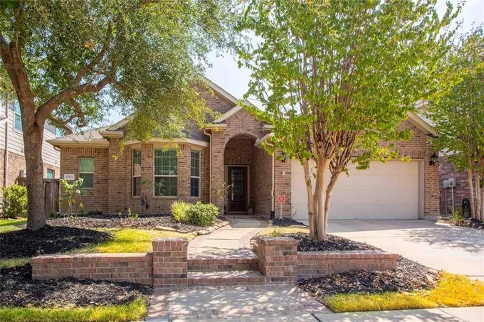 12122 Coldwater Cove Ln, Cypress, TX 77433 for Sale