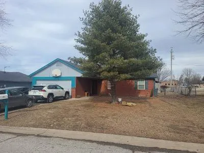 Glenwood Pl for Sale