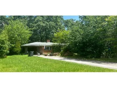 Garland Dr for Sale