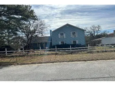 Devon Ct for Sale