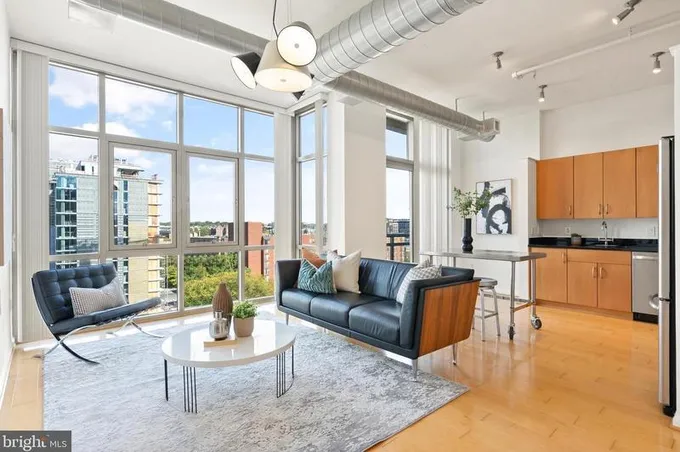 811 4th St NW #915, Washington, DC 20001 - MLS DCDC2113034 for Sale