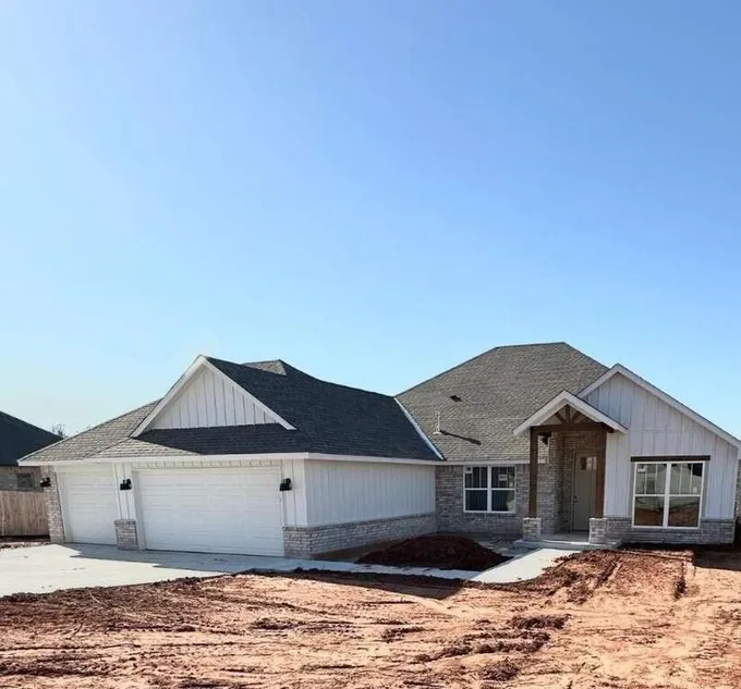 2875 Redwood Court, Newcastle, OK 73065  619992837 for Sale