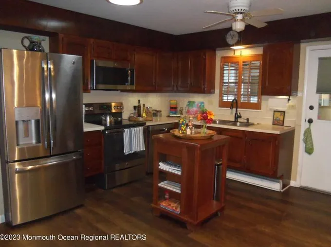 64E Buckingham Dr, Lakewood, NJ 08701 - MLS 22326804 for Sale