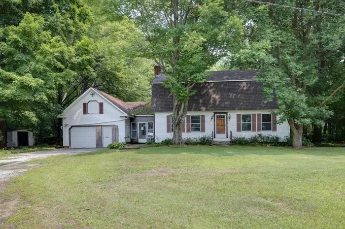 1 Daprato Memorial Dr, Swanton, 05488 - MLS 4965801 for Sale