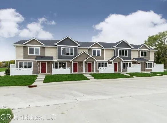 150 S 26th St - West Des Moines, IA 50265 - Home For Rent