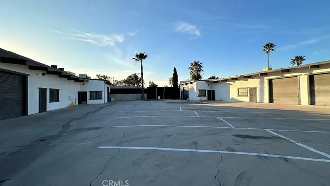 298 S Pershing Ave, San Bernardino, CA 92408 - MLS EV23221292 for Sale