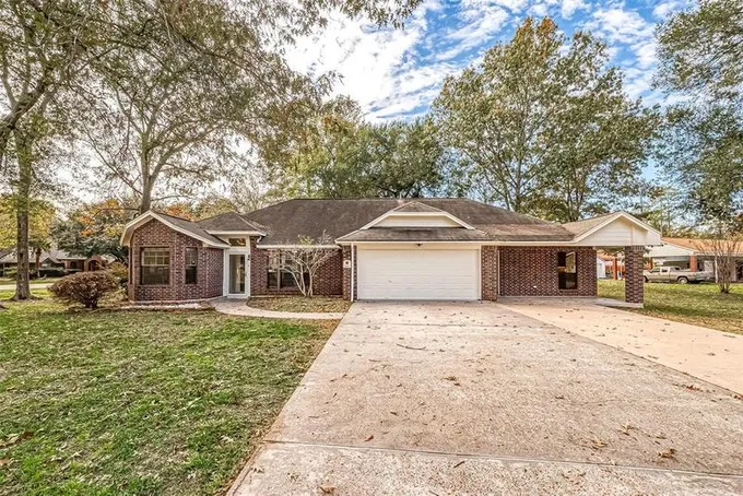 3103 Indian Mound Trl, Crosby, TX 77532 for Sale