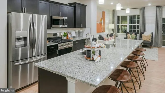 6924 WATERBURY PL, BRYANS ROAD, MD 20616 Single Family Residence For Sale  MLS# MDCH2026618