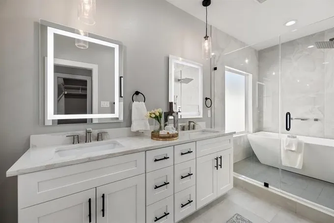 724 E 38th St C, Houston, TX 77022 for Sale