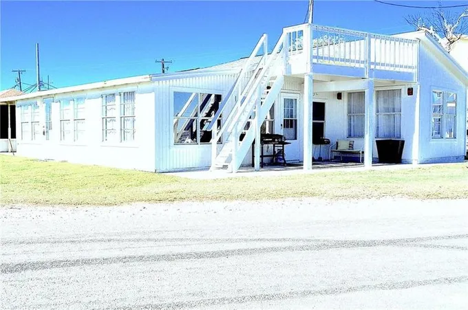 190 Lamar Beach #1, Rockport, TX 78382 for Sale