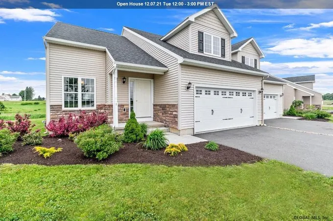 21 Tap IN Ln, Mechanicville, NY 12118  MLS# 202313509 for Sale