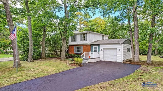 732 COLLEGE AVE, Winthrop Harbor, IL 60096 Single Family Residence For Sale  MLS# 11940480