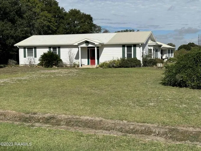 216 DRONET ST, Kaplan, LA 70548 Single Family Residence For Sale  MLS# 23010544