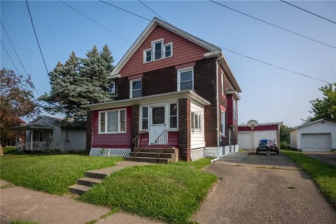 1206 Roemer Blvd, Farrell, PA 16121 for Sale