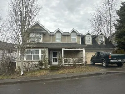 NE 5th St for Sale