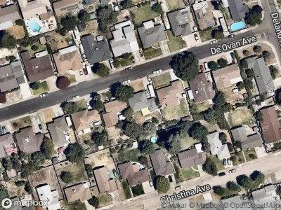 De Ovan Ave for Sale