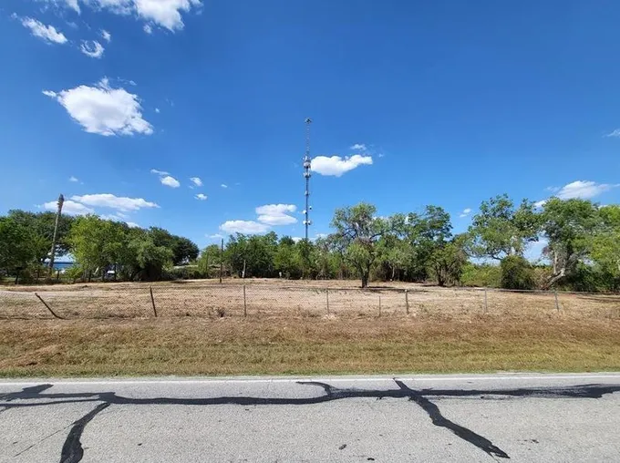 8738 Bois D'Arc Ln, Fulshear, TX 77406 - MLS 68850254 for Sale