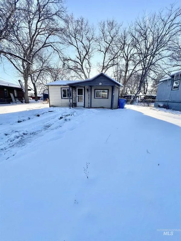 745 N 12th Ave, Pocatello, ID 83201  619864407 for Sale