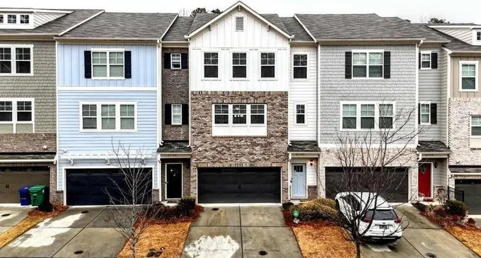 2796 White Oak Lane, Decatur, GA 30032  621190860 for Sale