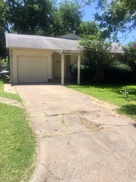 4725 Dilworth Ct, Fort Worth, TX 76116 for Sale
