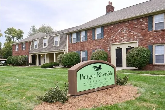 2 Bedroom 1.5 Bath Townhouse  Pangea Riverside for Sale