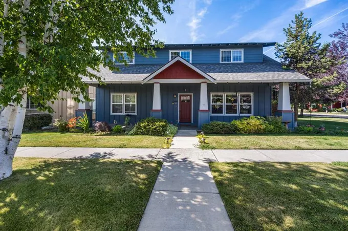 20605 Songbird Ln, Bend, OR 97702 - MLS 220169408 for Sale