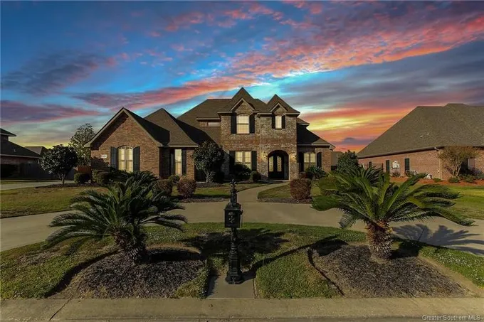 3618 Colette Drive Drive, Sulphur, LA 70663  MLS# SWL23007031 for Sale